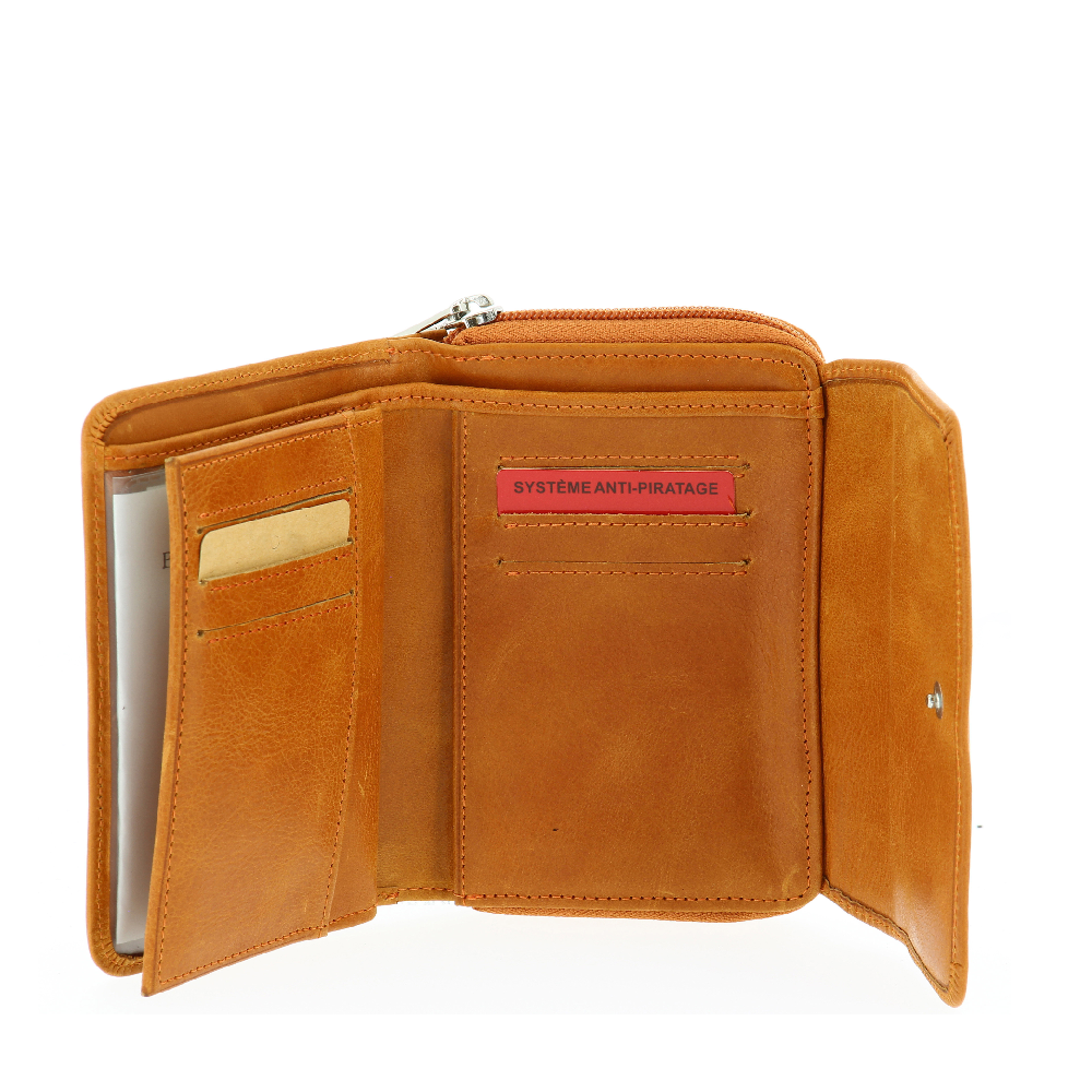 Oiled Leather Wallet and Card Holder Pink