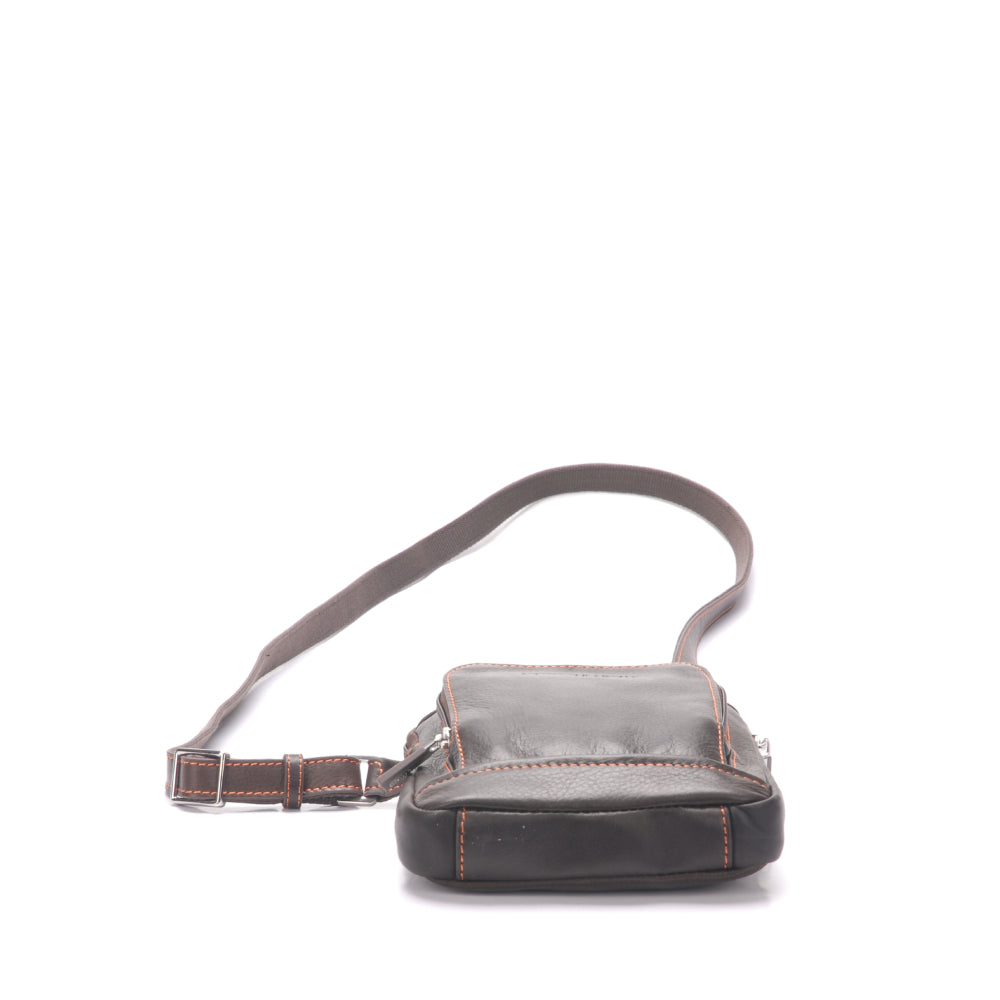 Small body bag Pablo model in dipped leather