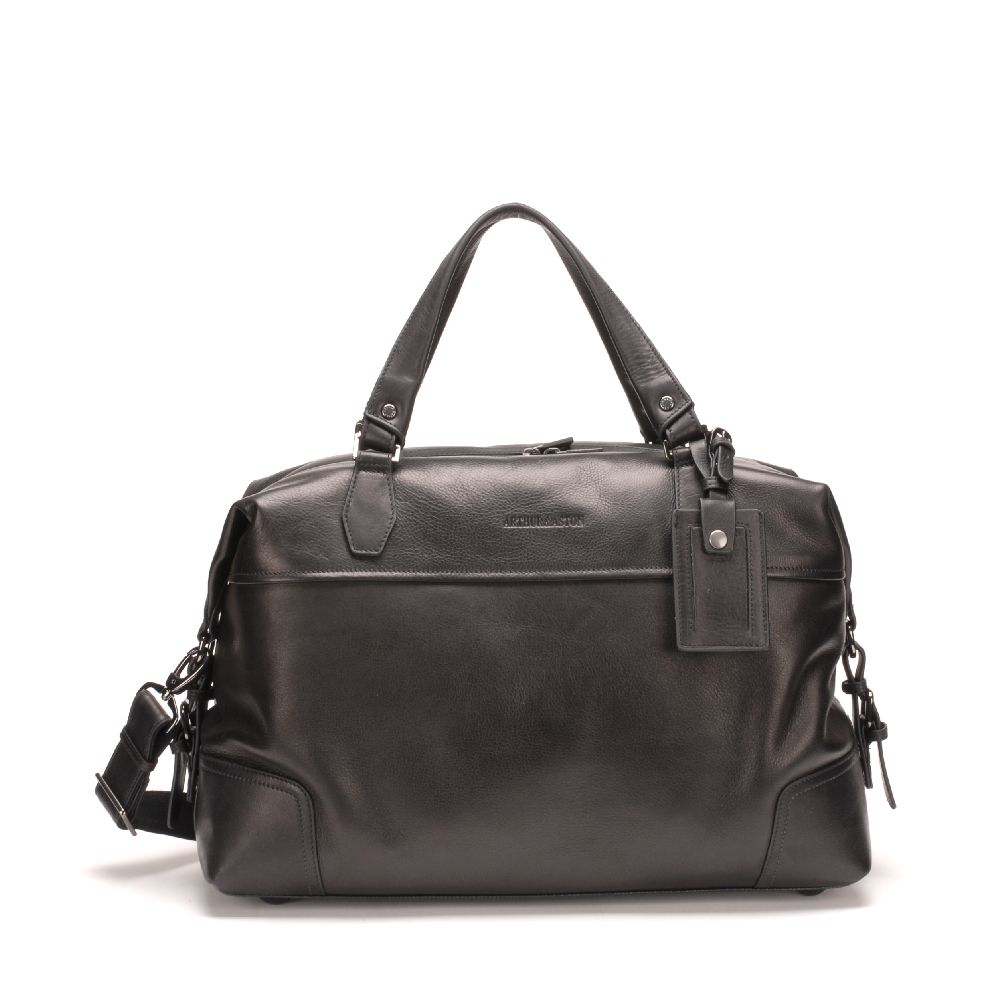Large travel bag in dipped leather