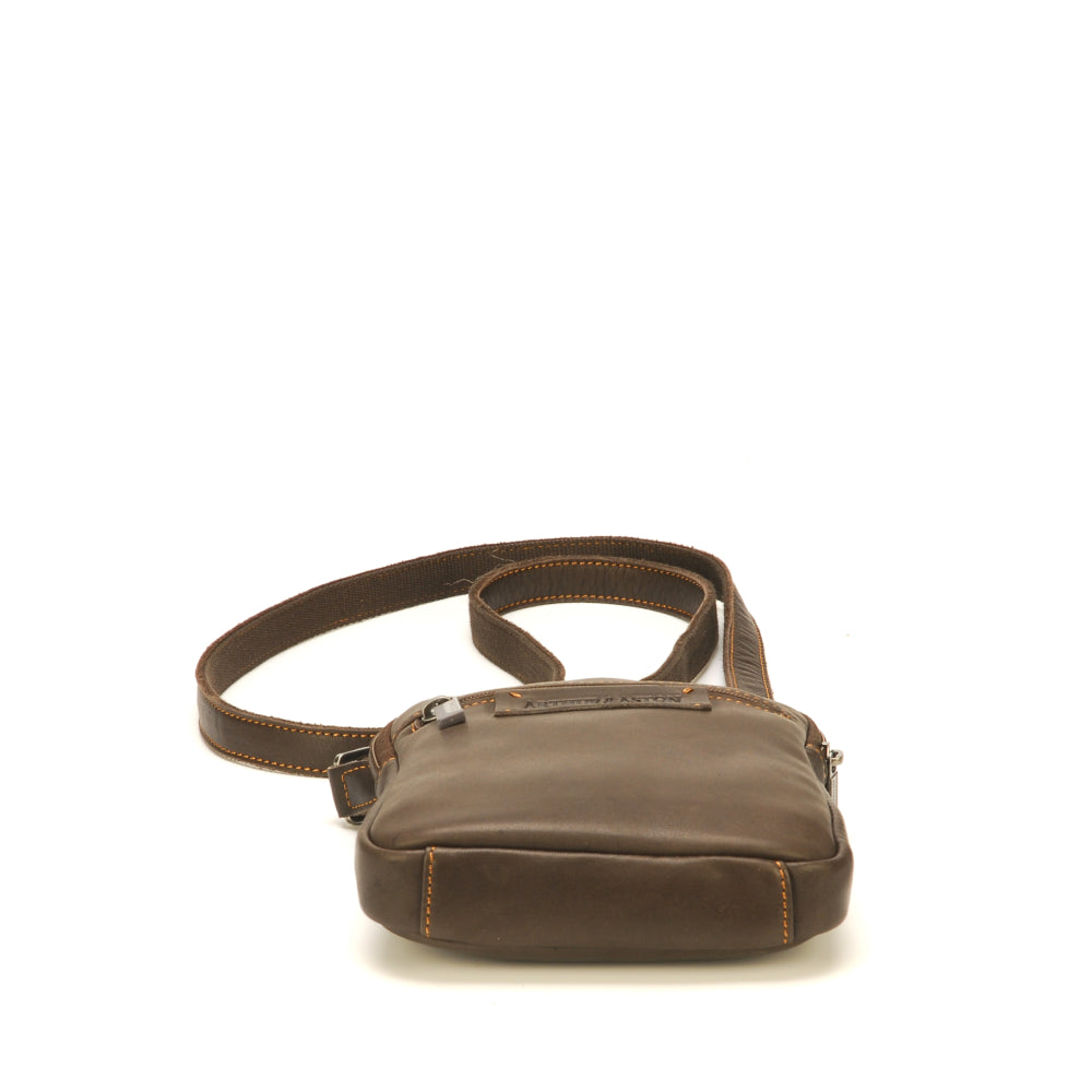 Johany leather body bag