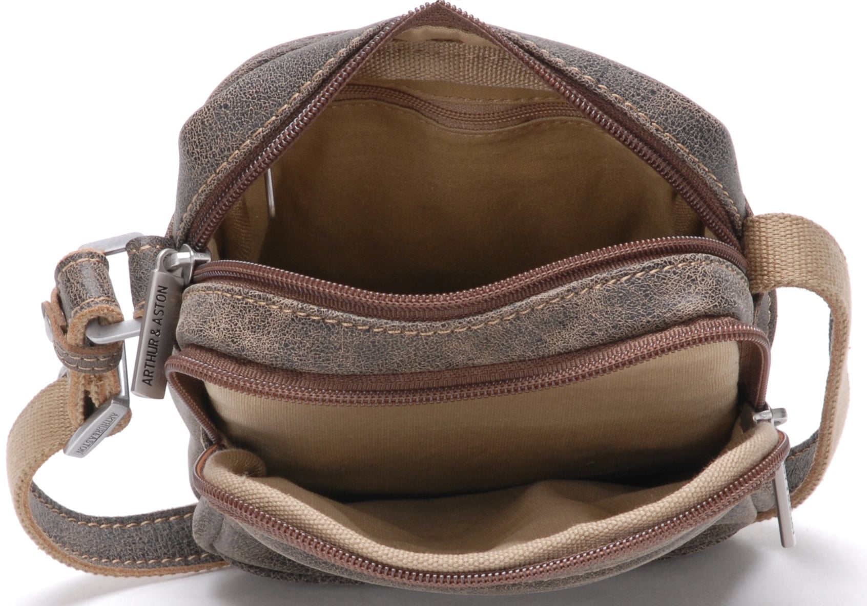 Cristiano destroyed leather crossbody bag