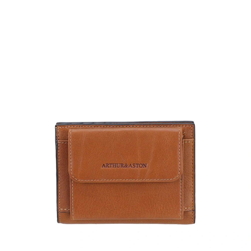 Closed Leather Card Holder Leon
