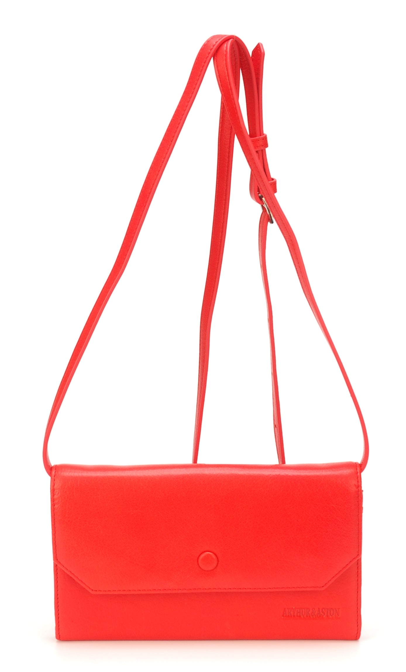 Juliette pouch in buffalo leather