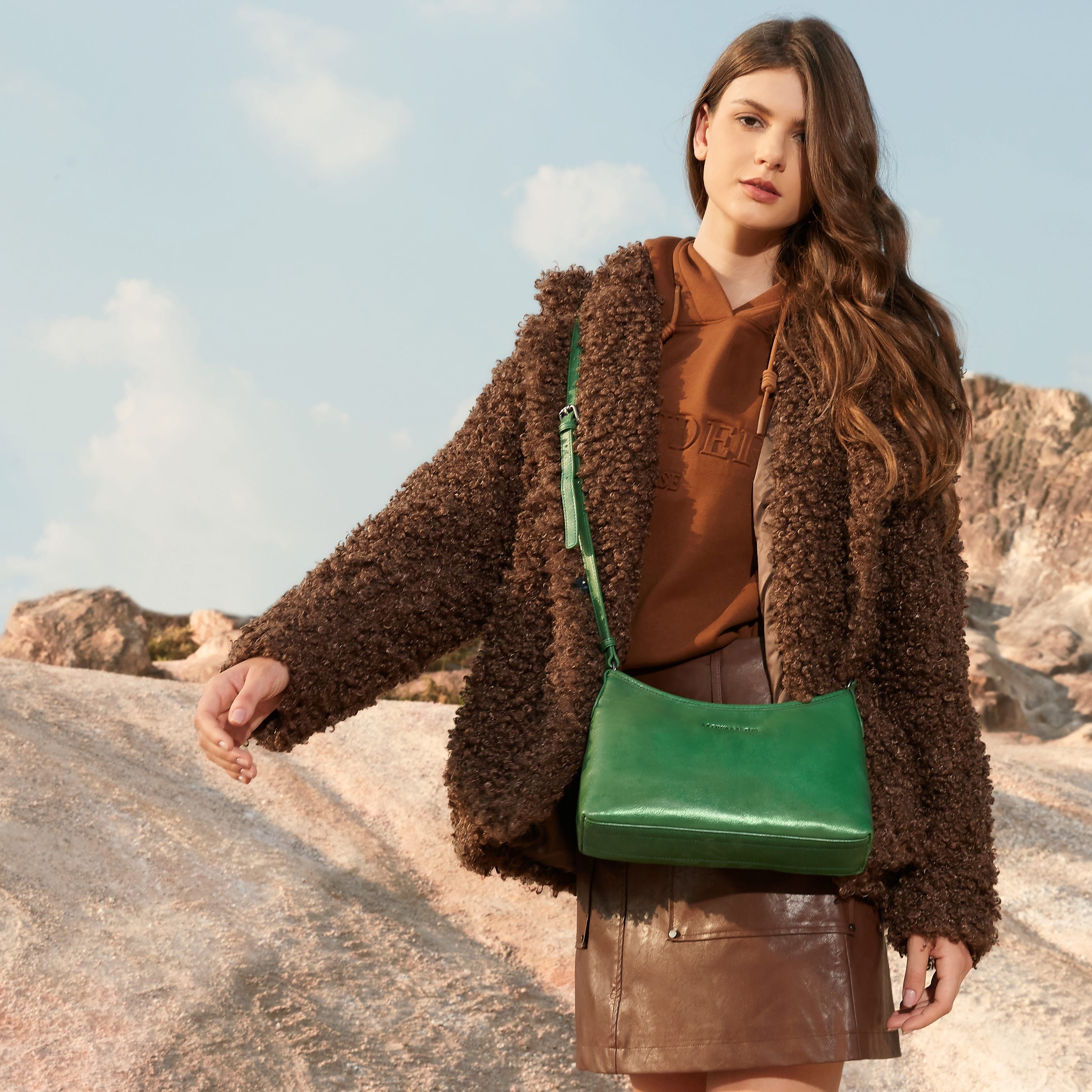 Edith leather shoulder bag