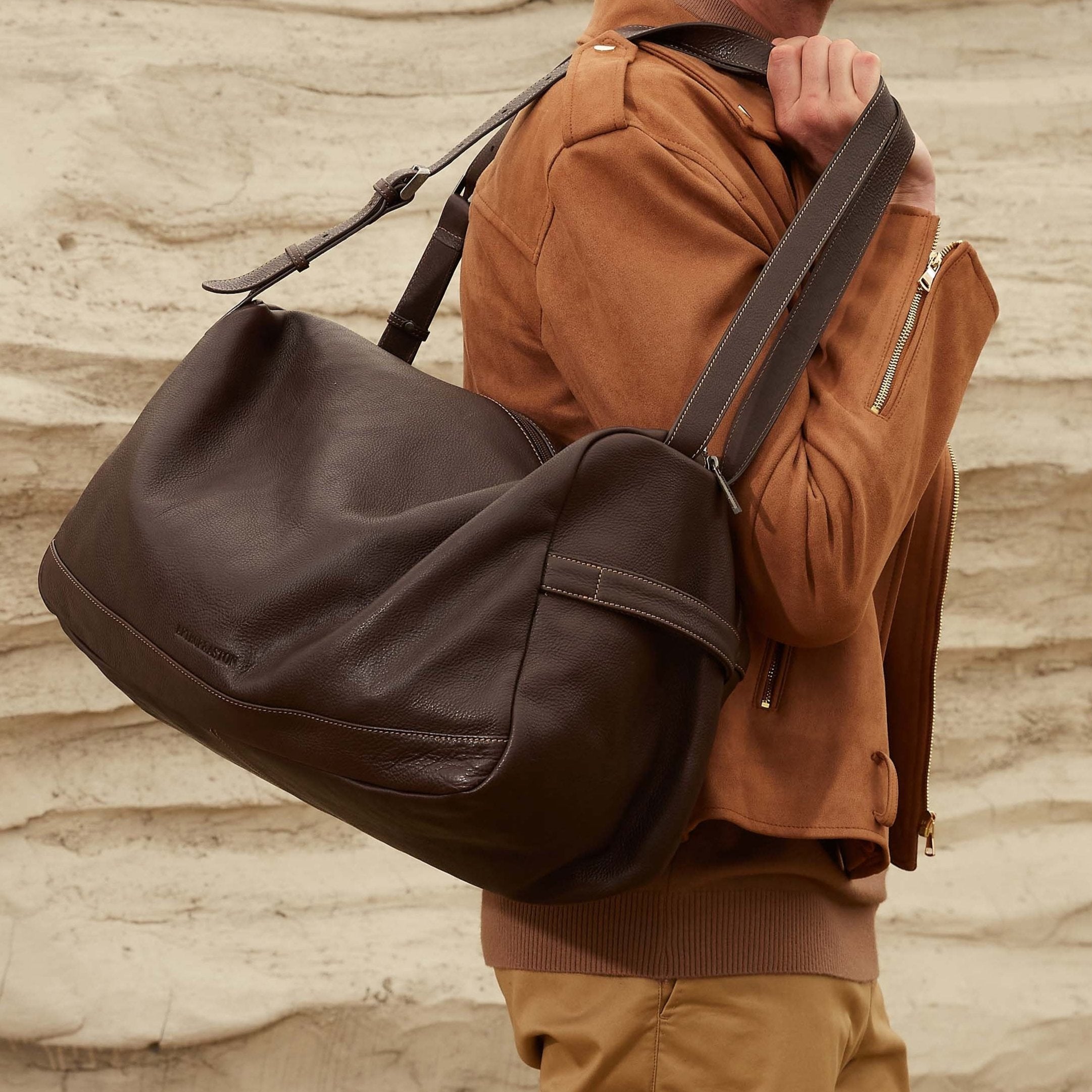 Antonio cowhide leather travel bag