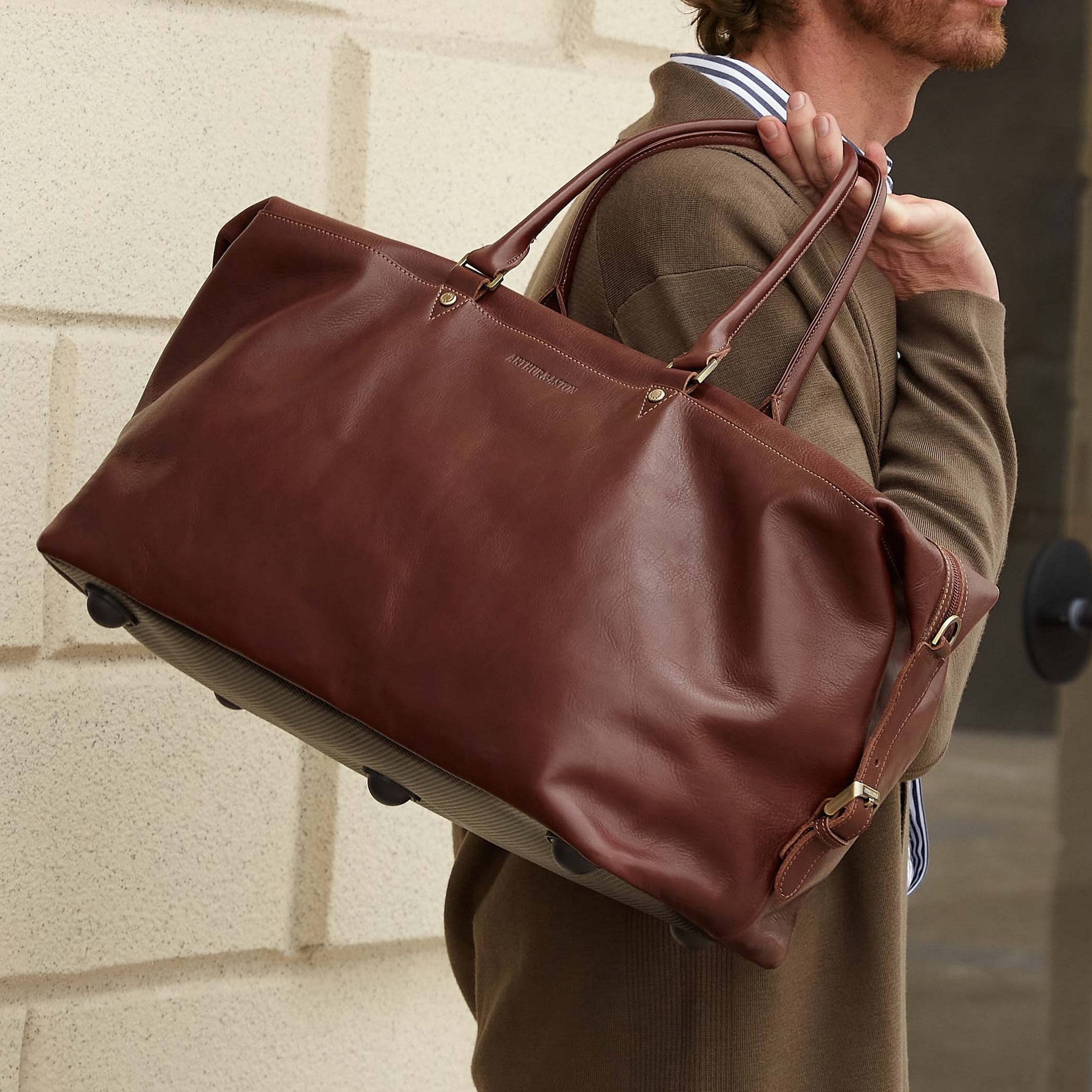 Adam leather travel bag