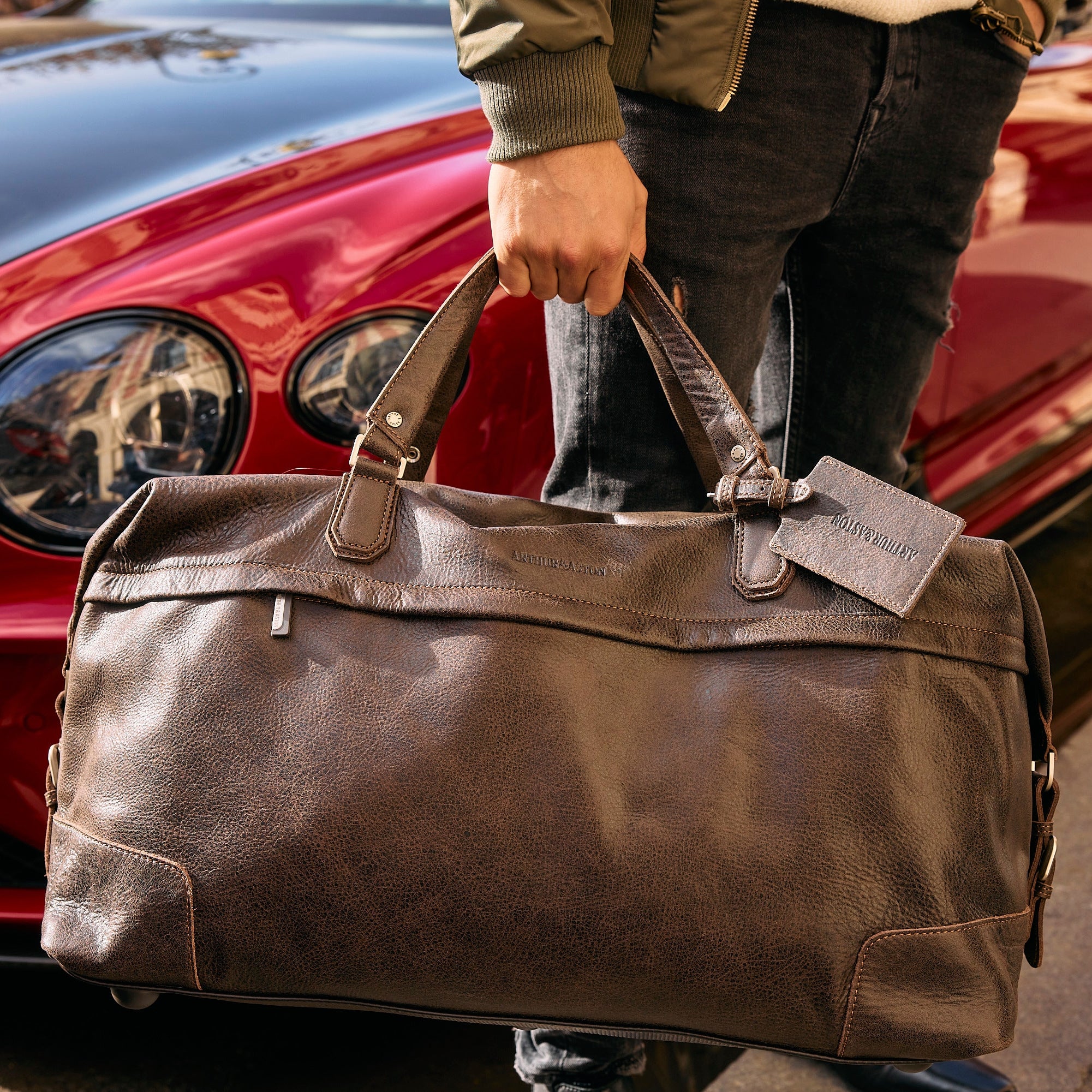 Cristiano large model travel bag in destroyed leather