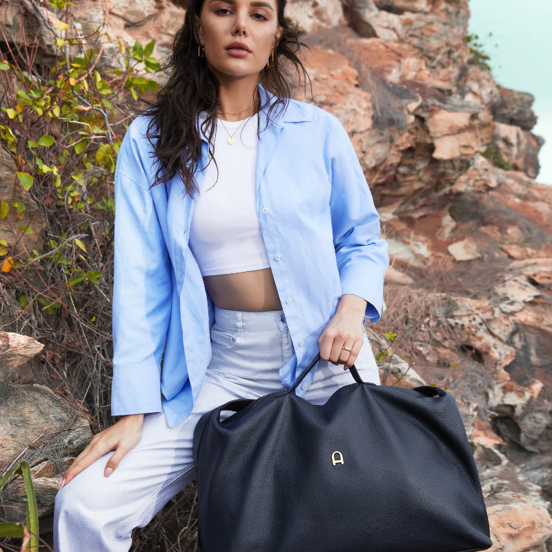 Camille leather travel bag