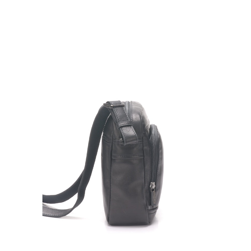 Medium crossbody bag Pablo model in dipped leather