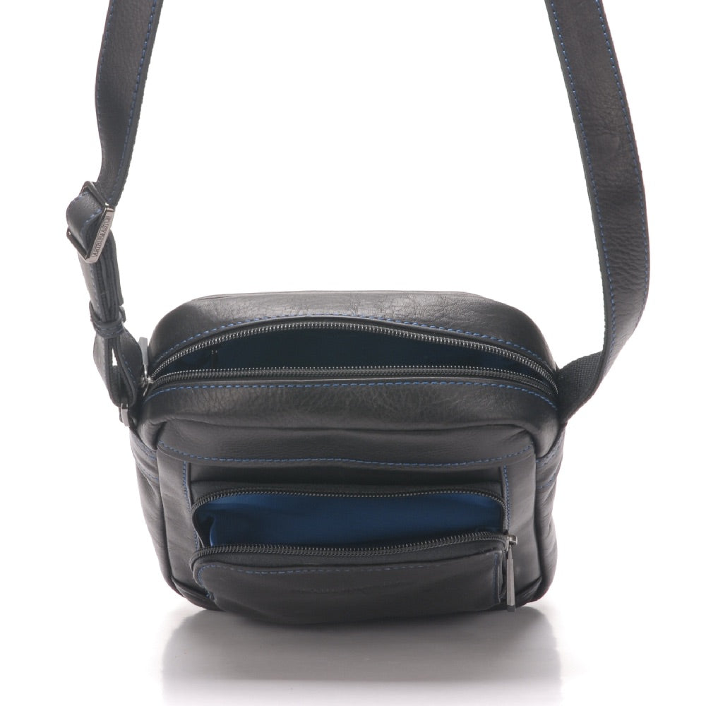 Medium crossbody bag Pablo model in dipped leather
