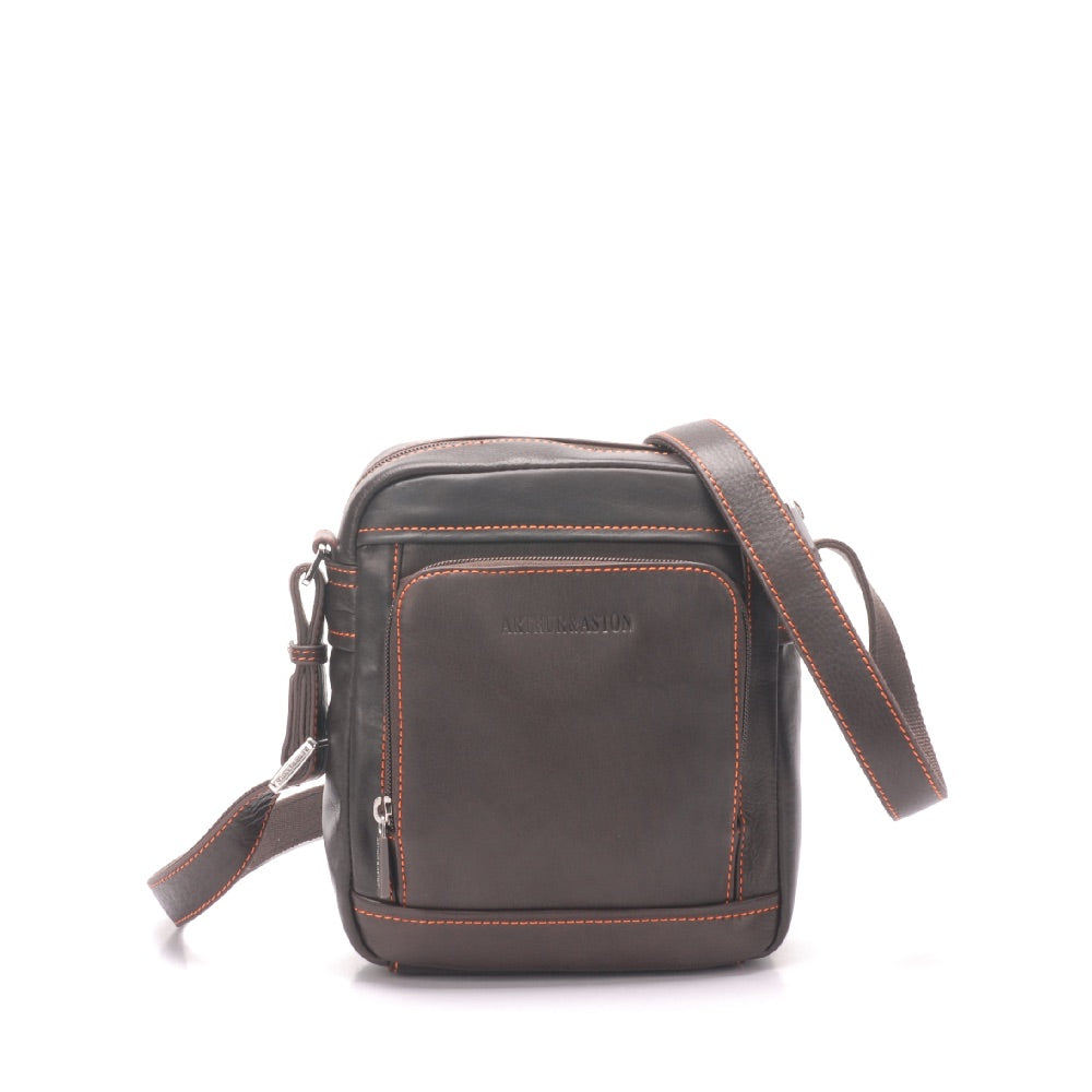 Medium crossbody bag Pablo model in dipped leather