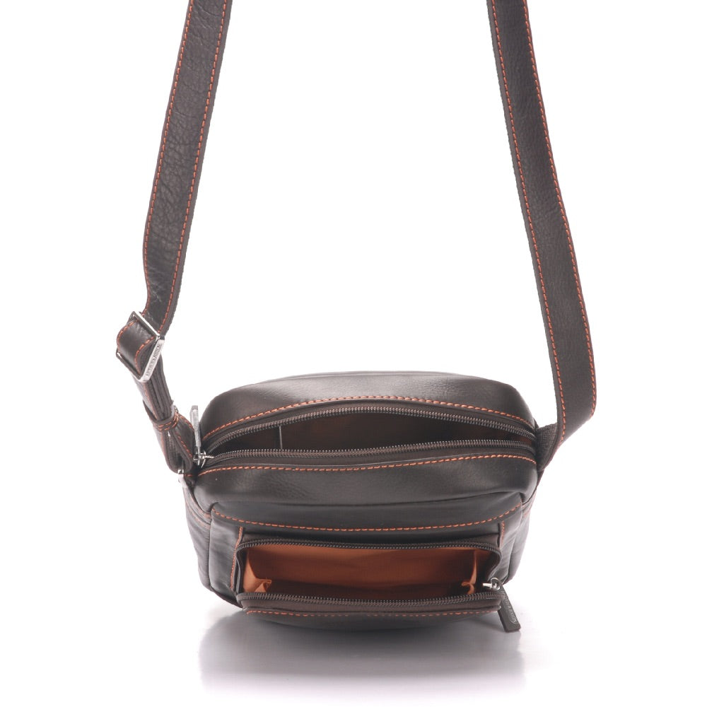 Medium crossbody bag Pablo model in dipped leather