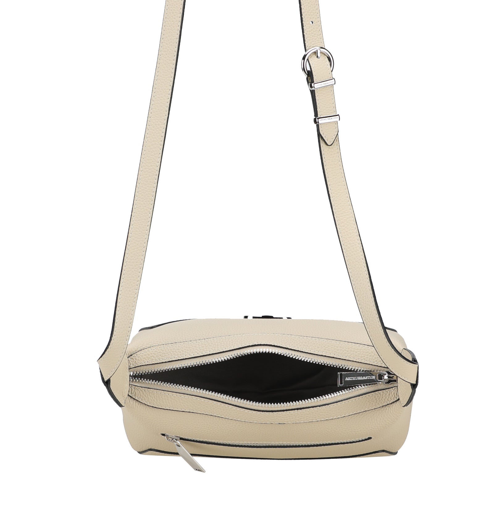 Daphne Leather Shoulder Bag