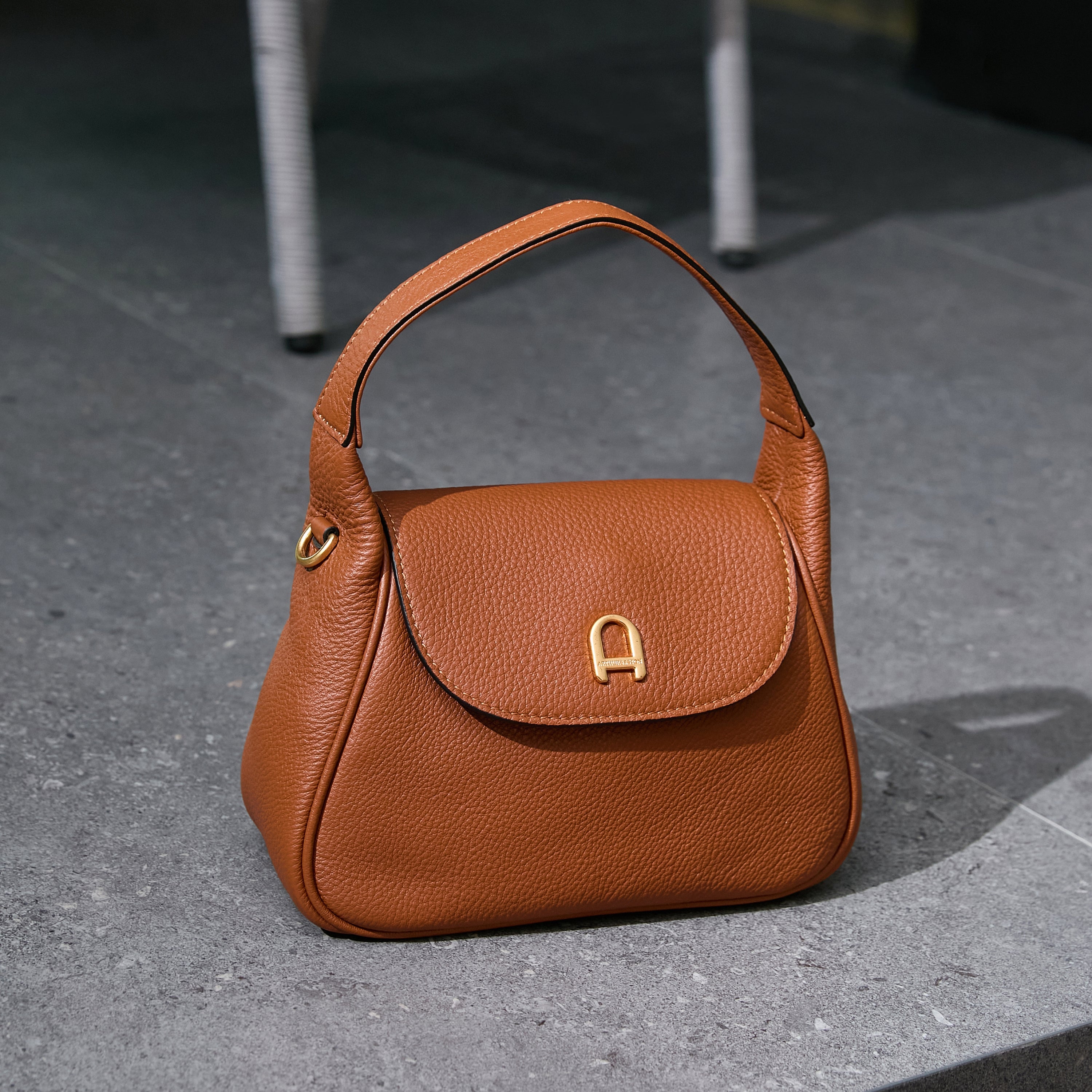 Camille leather handbag