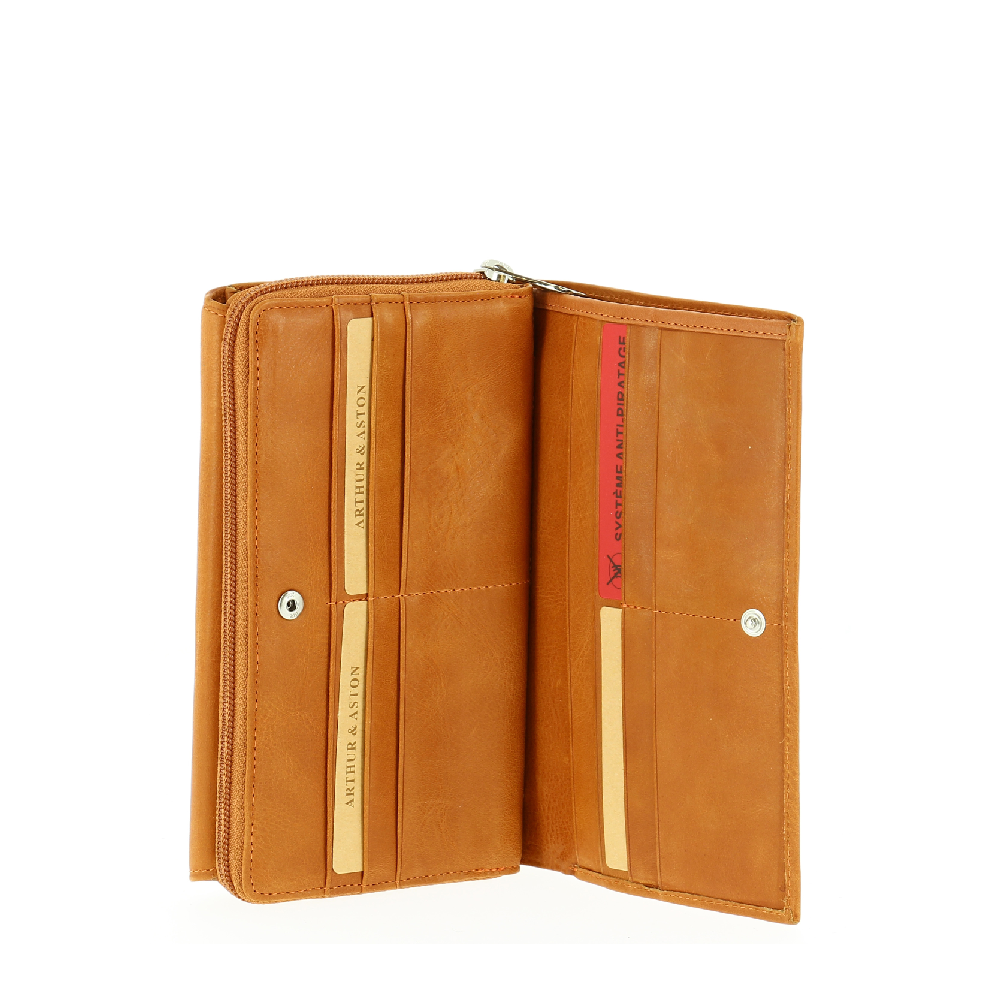 Oiled Leather Flap Checkbook Holder Companion
