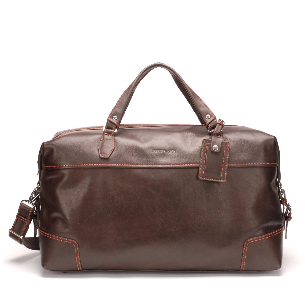 Large travel bag in dipped leather 