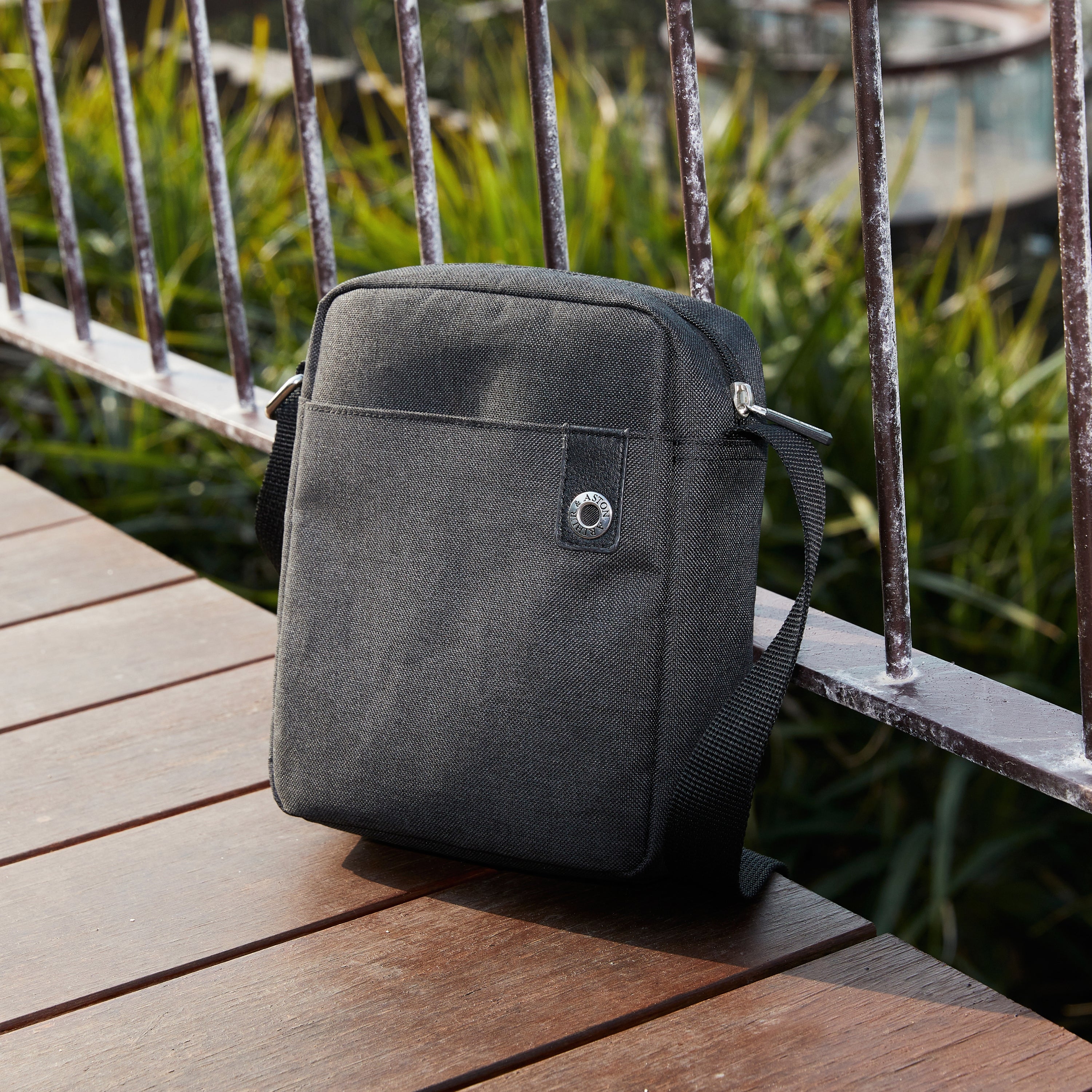 Sac travers Aaron grand modèle