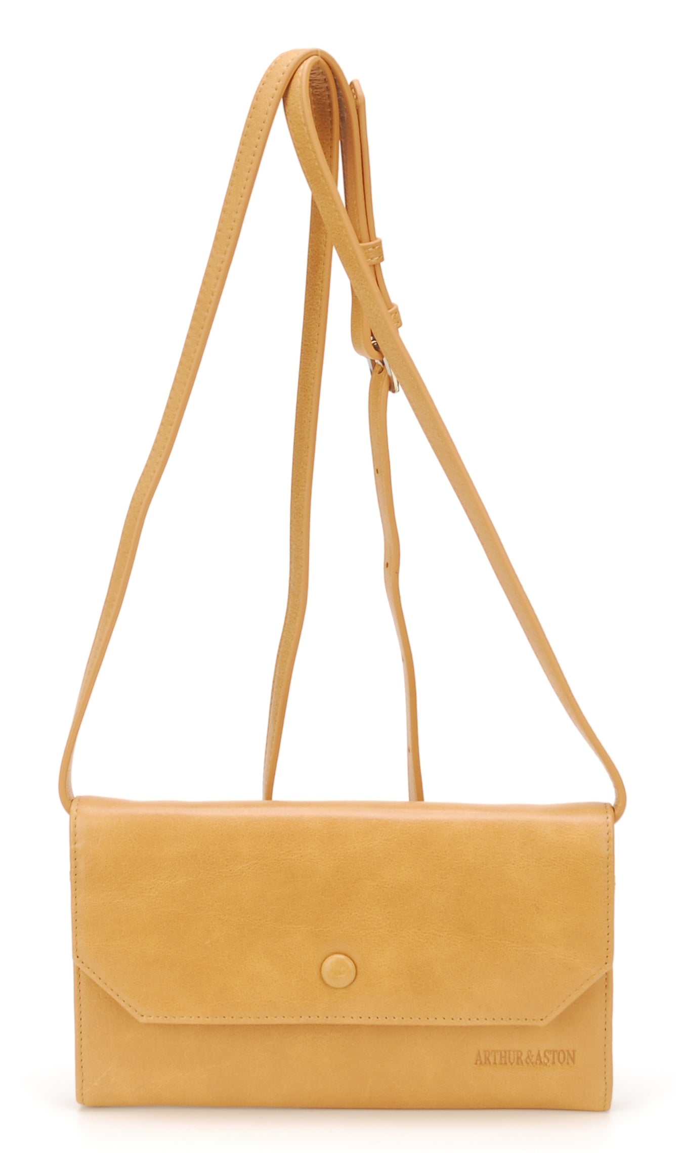 Juliette pouch in buffalo leather