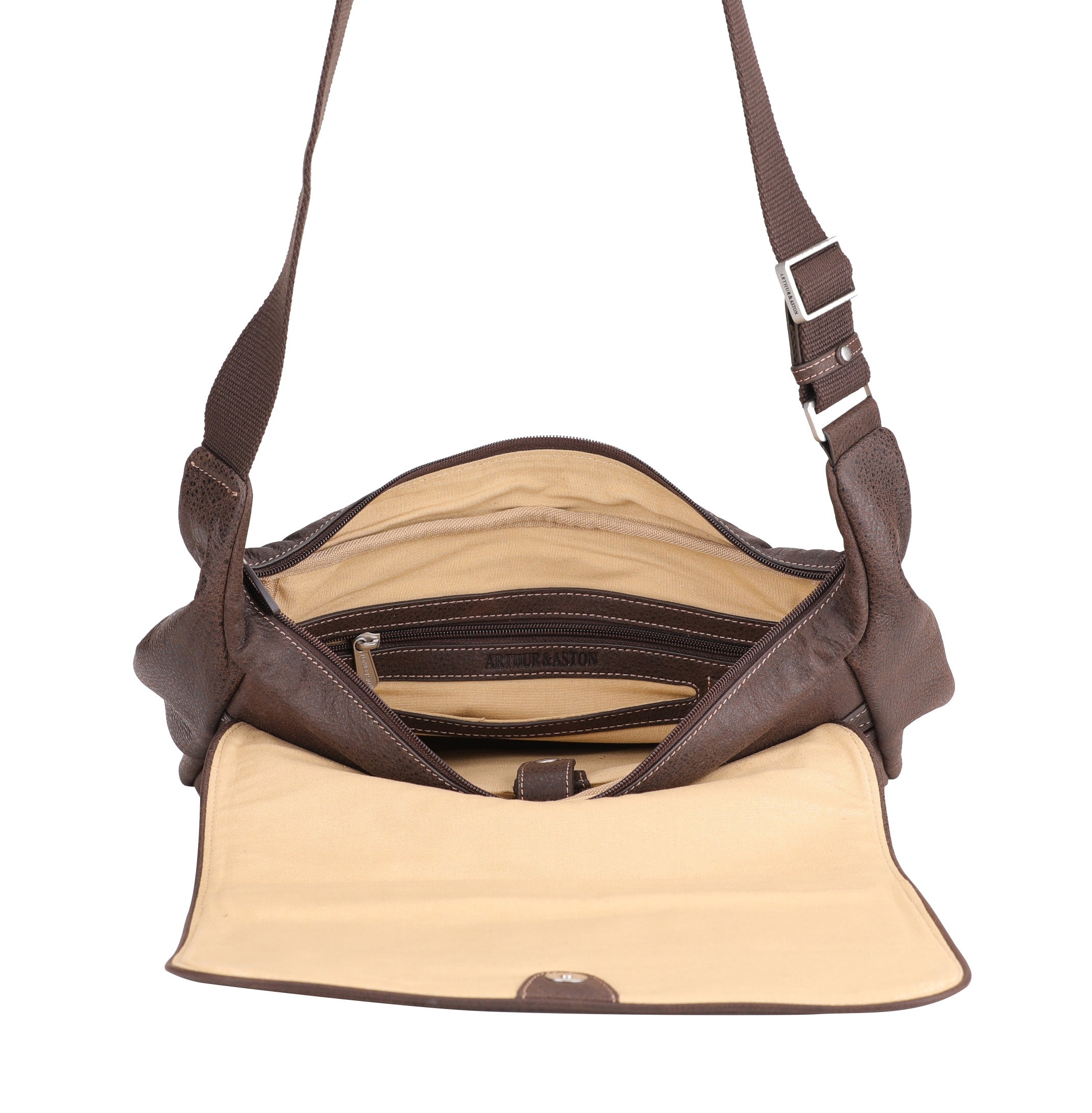 Cristiano destroyed leather satchel