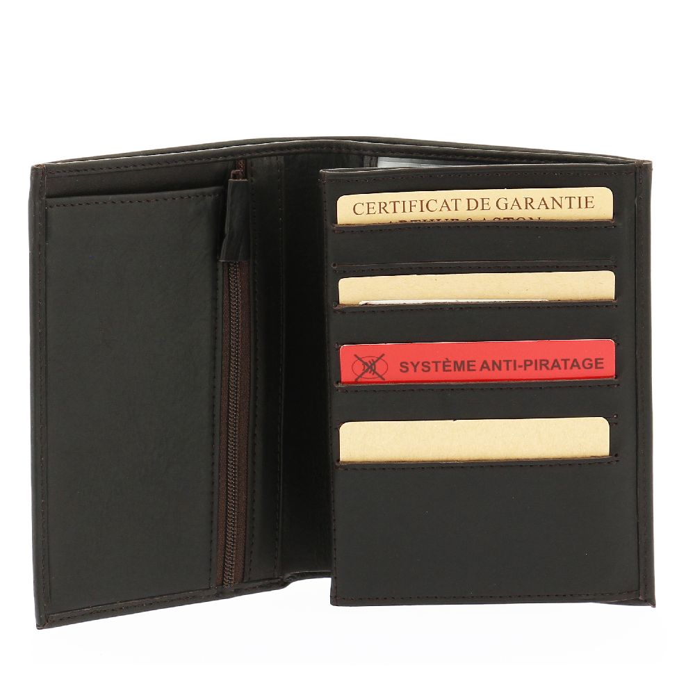 Louis large format oiled leather wallet