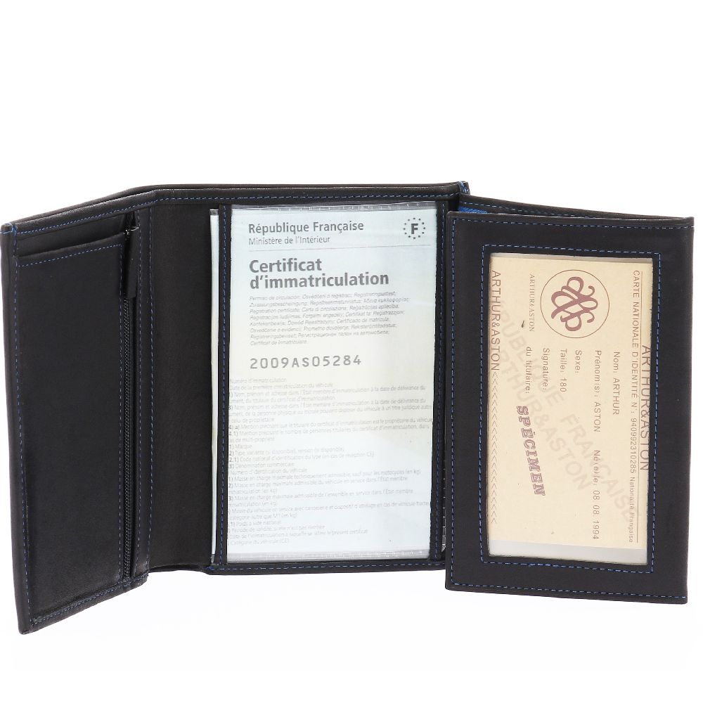 Louis large format oiled leather wallet