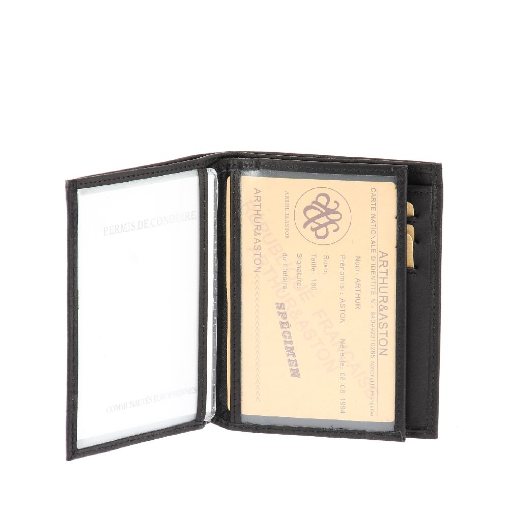Louis oiled leather wallet